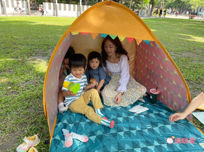 日本代購 - 便攜抗UV秒開帳篷-歡樂派對