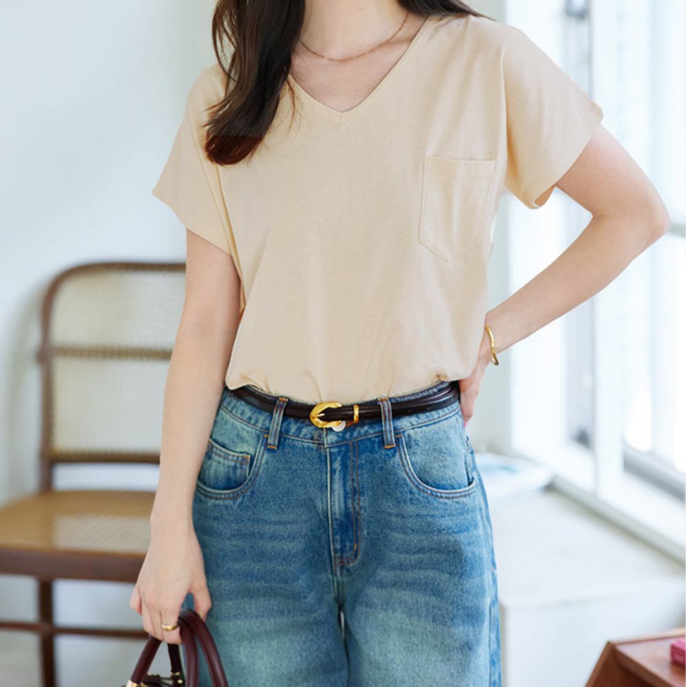 抗透汗 純棉V領口袋修身短袖上衣-象牙米