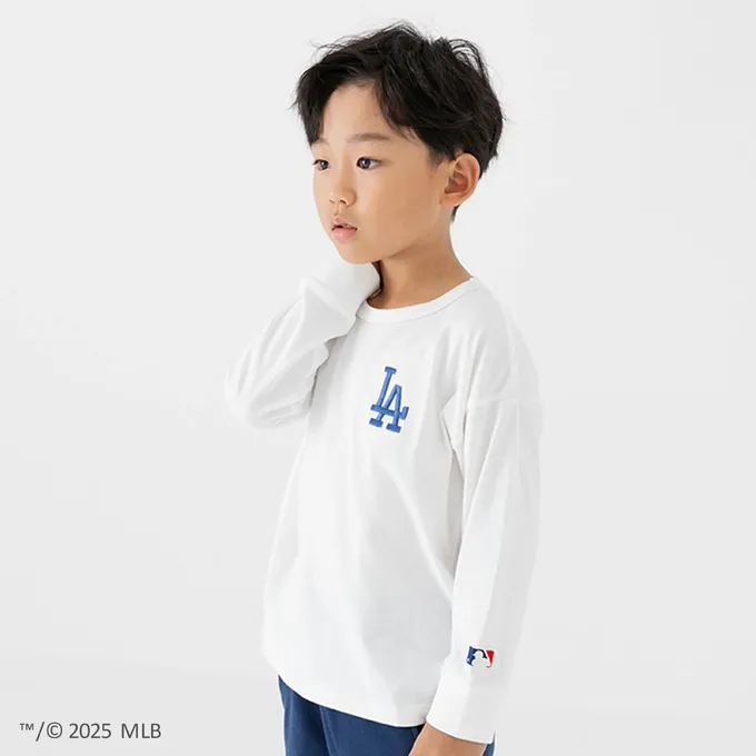 日本 Chil2 - MLB聯名 品牌刺繡長袖上衣-紐約洋基-燕麥