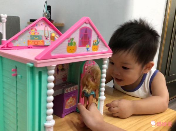 新年降價～再送滿額贈【雀兒喜 Barbie 芭比娃娃】☞ 滿 $299 送雀兒喜貼紙本