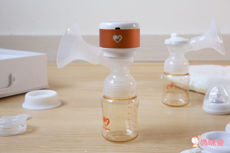 主機只有一個手掌的大小！新貝樂 雙邊電動吸乳器