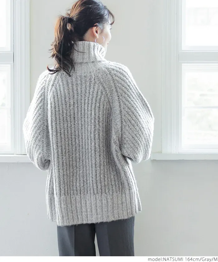 日本 COCA - 份量感高領寬鬆粗編織毛衣-淺灰