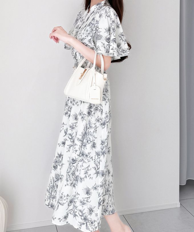 日本 Classical Elf - 優雅質感荷葉袖碎花洋裝-淺卡其