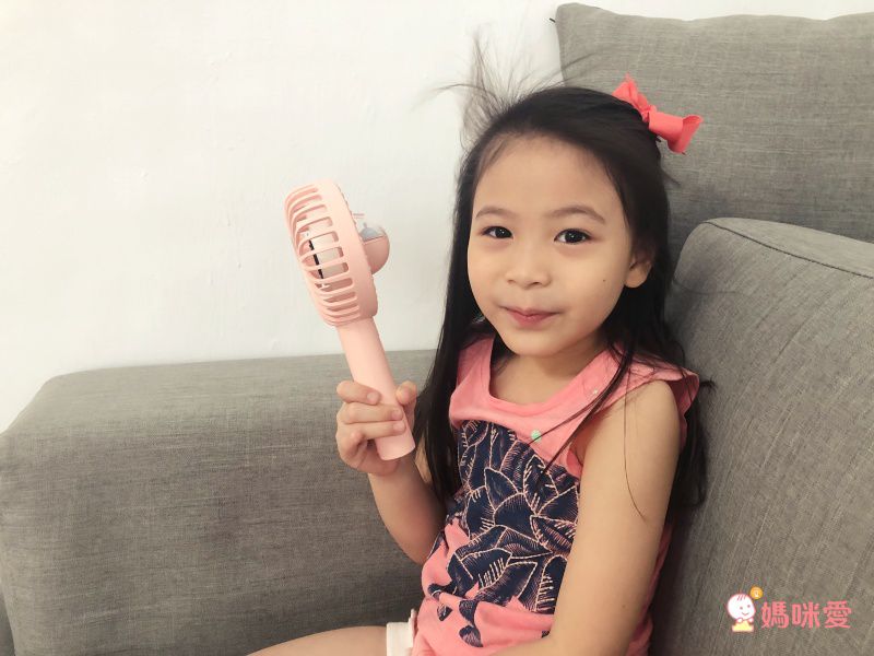 Hereu - 涼感霧化保濕風扇-鯨魚-粉