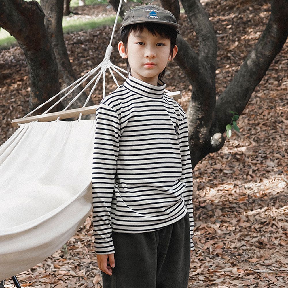 德絨保暖半高領長袖上衣-米白條紋