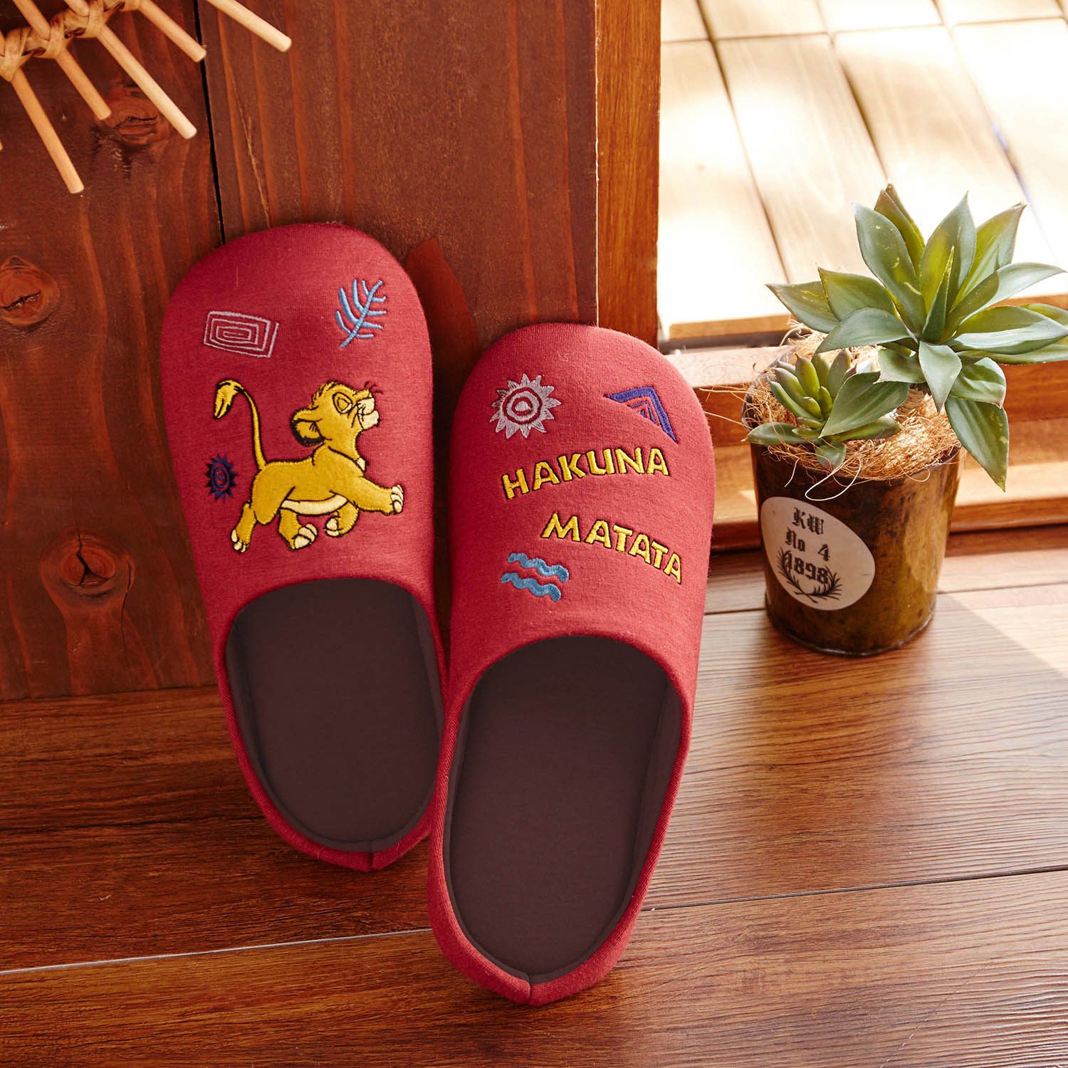 日本千趣會 - 迪士尼 低反發麵包室內拖鞋-小鹿斑比-可可