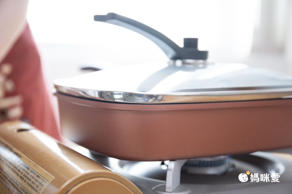 減少85%油煙！韓國製【SmileÜ 微笑出氣鍋】​加速料理時間