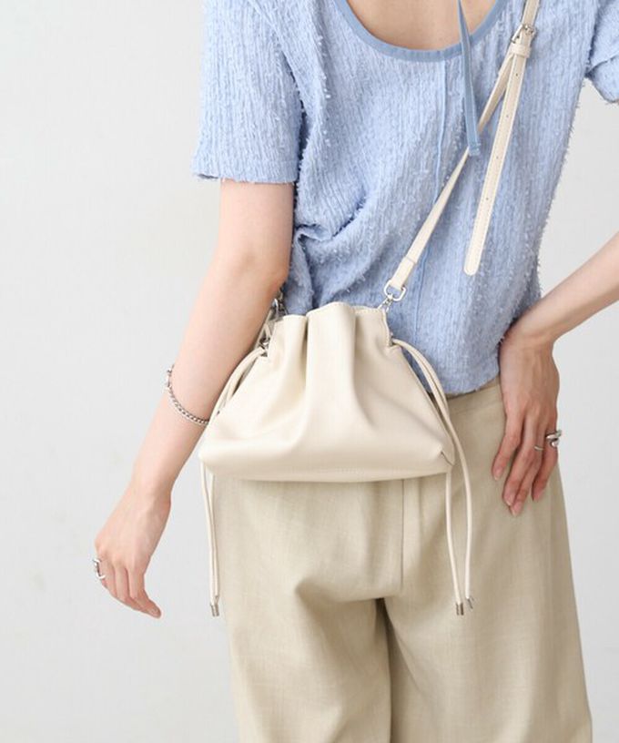 日本 Bab - 輕巧抽繩可愛感側背小包-淺藍