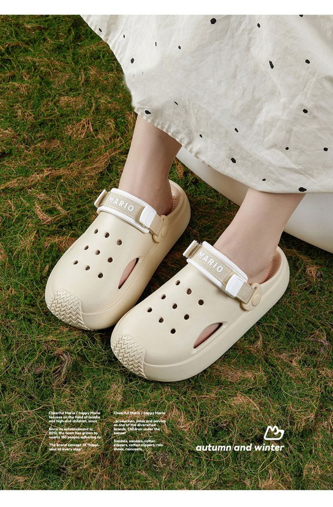 JB clothes - 潮流洞洞鞋-米白-0.22KG