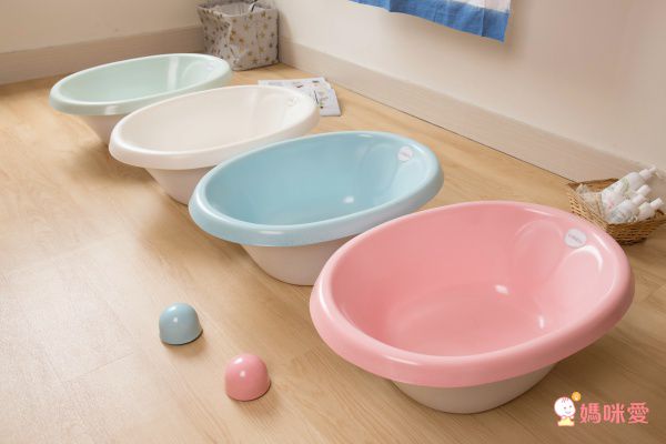 韓國 Sobble 棉花糖嬰幼兒澡盆，知名部落客、產後中心推薦！