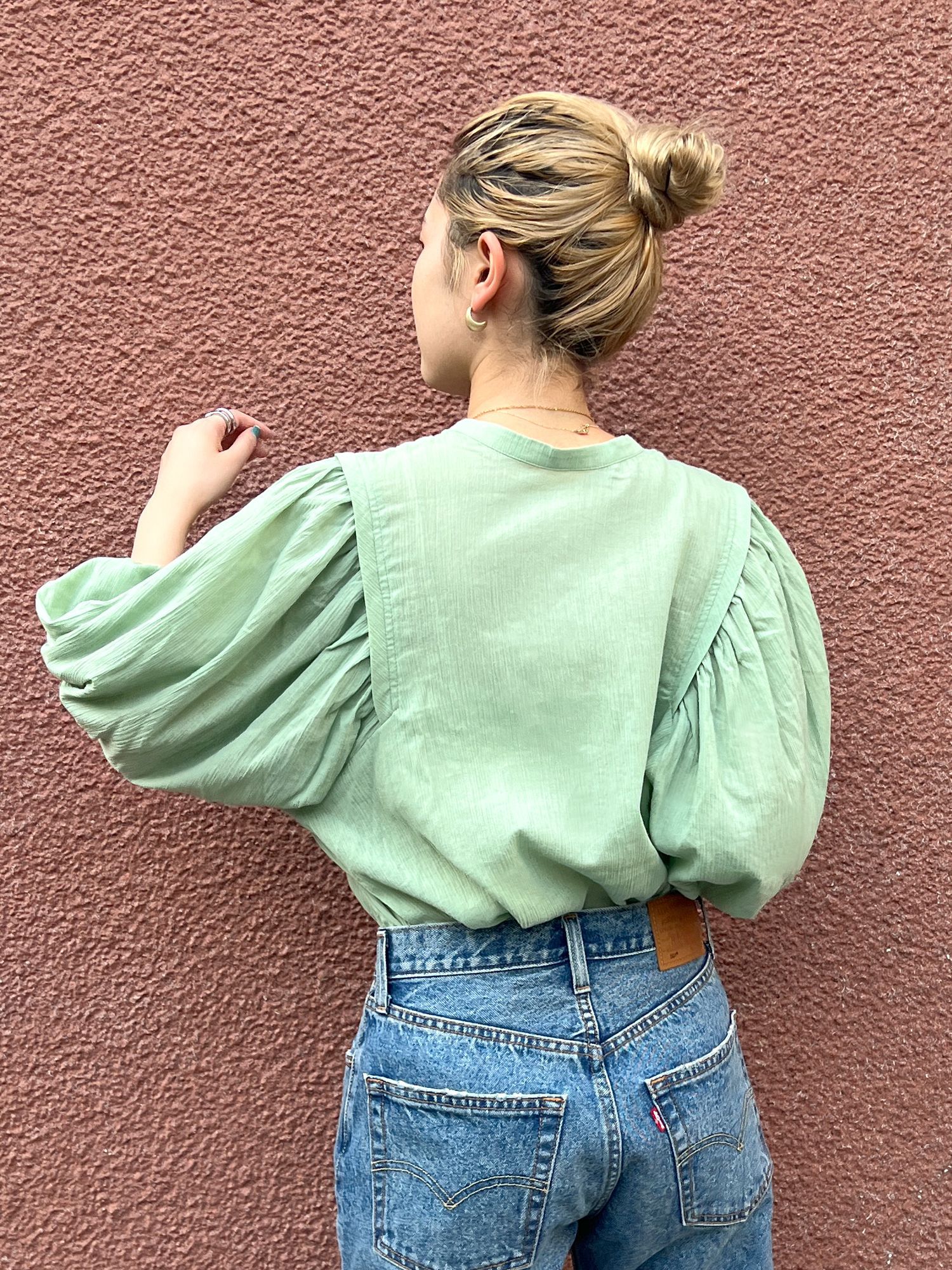 日本 Ungrid - 氣質優雅泡泡袖襯衫-紅 (F)