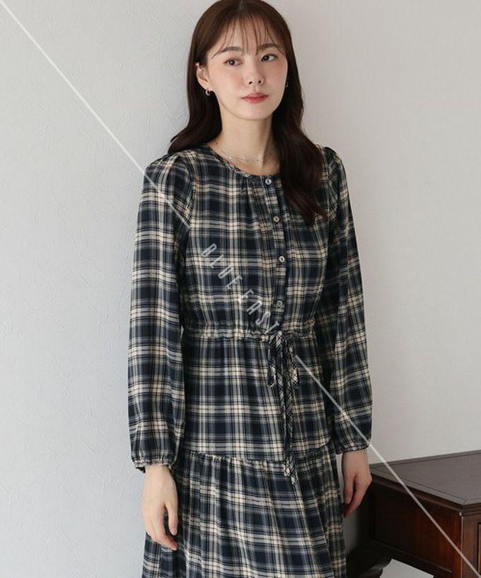 日本 BLUE EAST - 經典低調格紋分層束腰長袖洋裝-咖啡棕