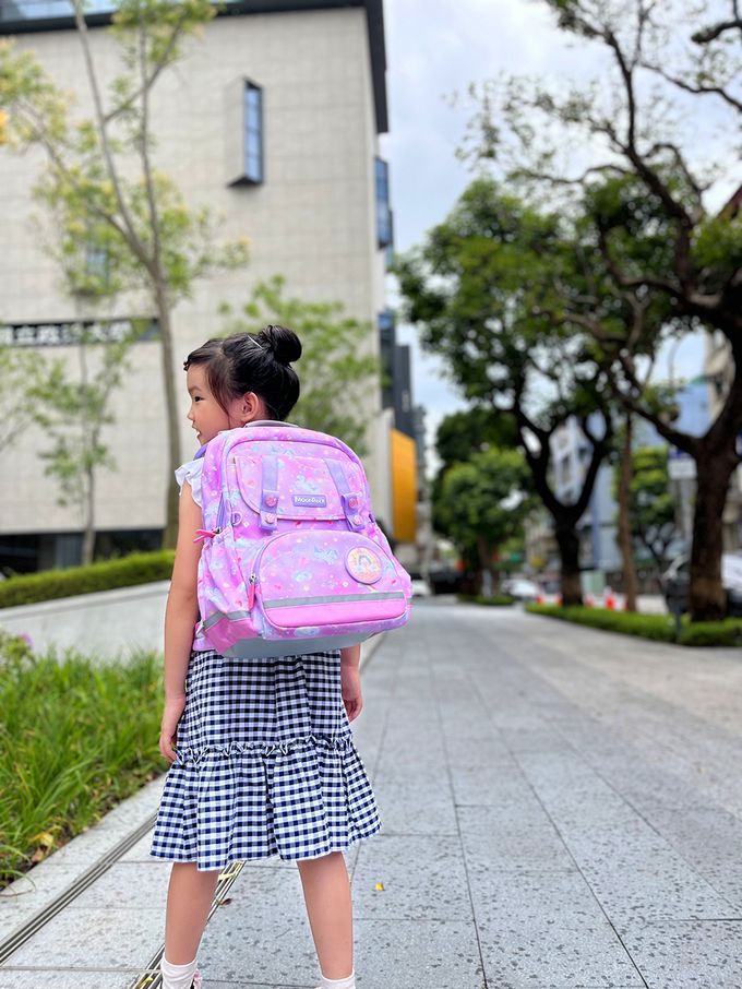 MoonRock - 護脊書包-SP1 繽紛獨角獸-LED胸扣2023款 適用身高95-140cm-19L