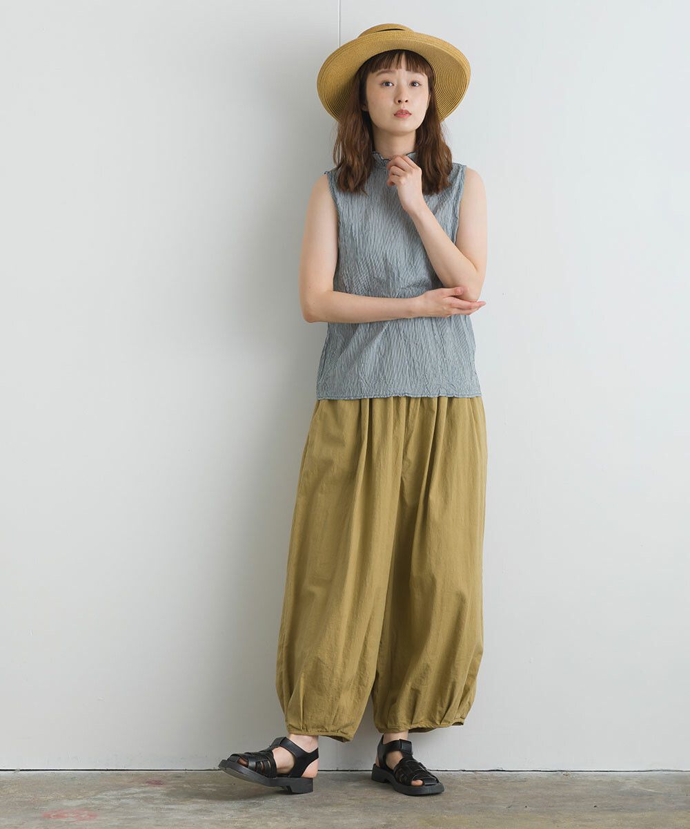 日本女裝代購 - 木耳領楊柳感無袖上衣-直條紋-深灰藍