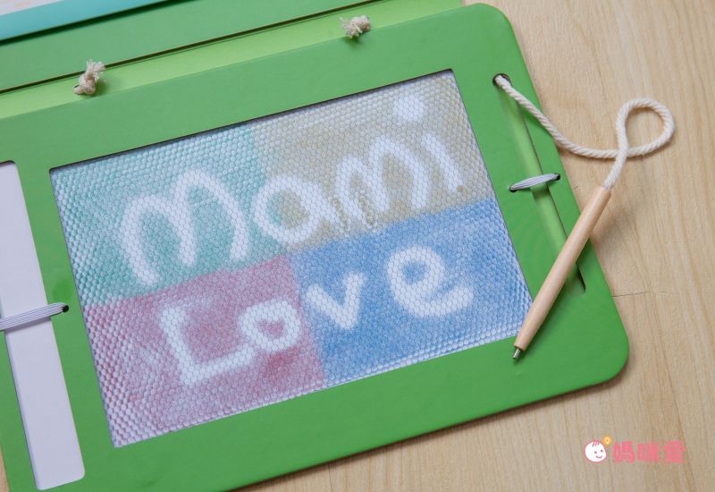 美國 Petit Collage - 【新品】彩色磁性塗鴉板-百變的臉