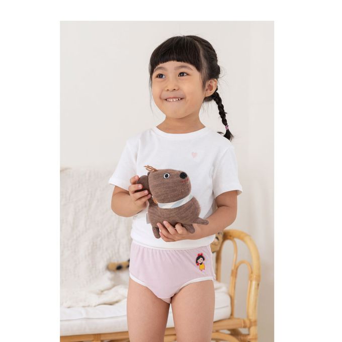 貝柔 Peilou - 天絲棉舒膚平衡童女三角褲-貼布繡-白雪公主-粉