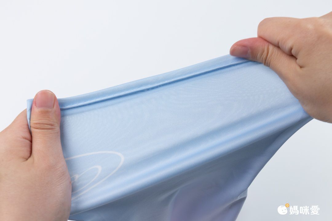 寬鬆成人冰絲防曬袖套-漸層款-粉+藍 (F(約48x12cm))