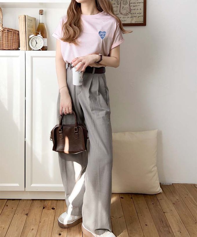 日本 Classical Elf - 經典胸前愛心刺繡短袖上衣-藍愛心-粉紅