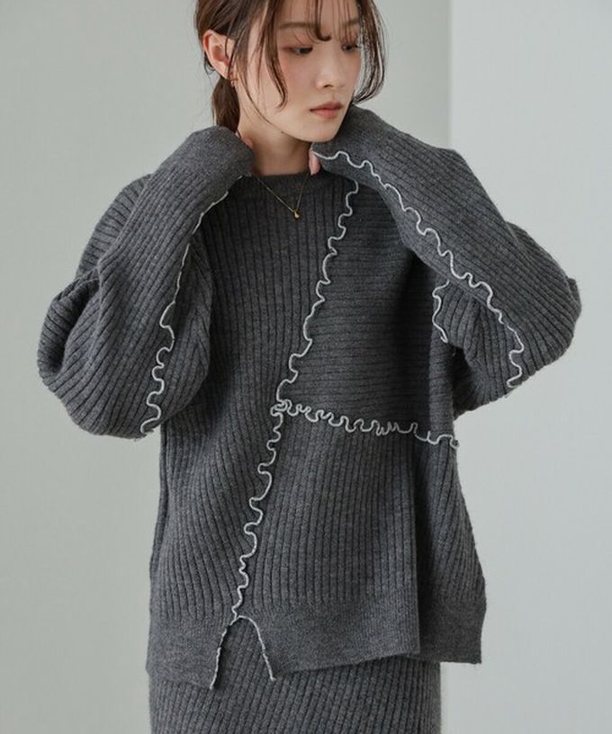 日本 Bab - 柔美曲線點綴寬鬆感針織上衣-炭灰