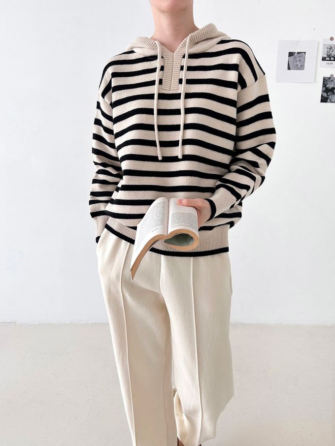 韓國女裝連線 - 經典條紋連帽長袖針織上衣-黑底 (FREE)