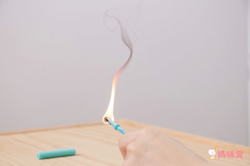 美國 Smily Mia 矽膠吸管組