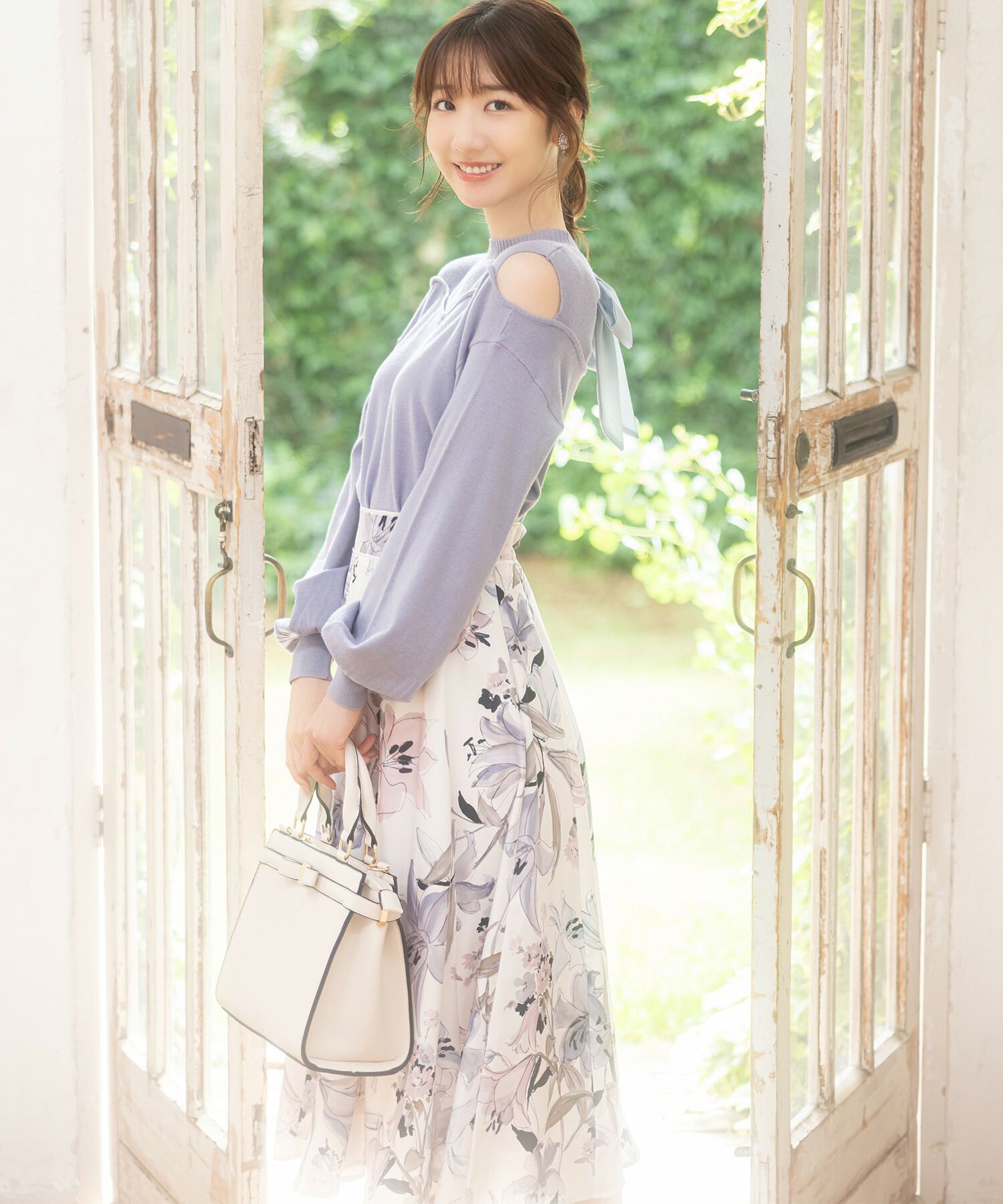 日本 tocco-closet - 蝴蝶結金釦手提包/側背包-氣質杏