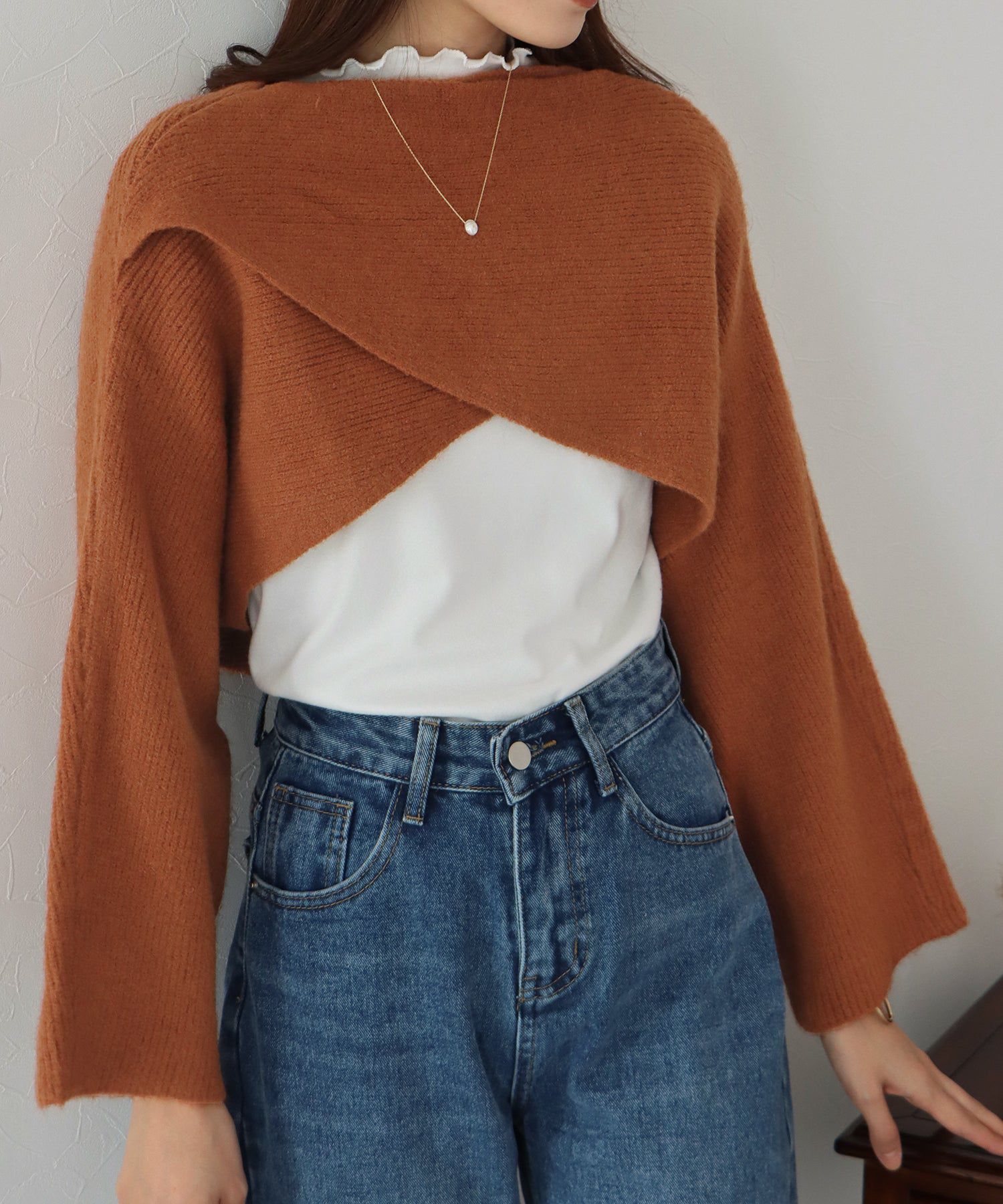 日本 BLUE EAST - 交叉短版針織長袖罩衫-淺灰