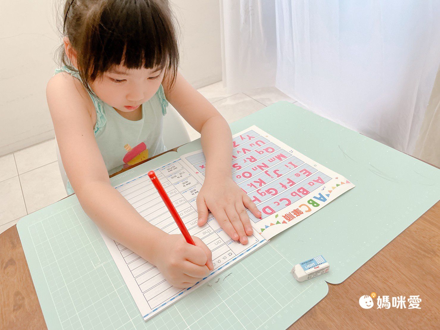 百萬募資成功！史上最強學習折疊墊【MamaYo媽媽友】