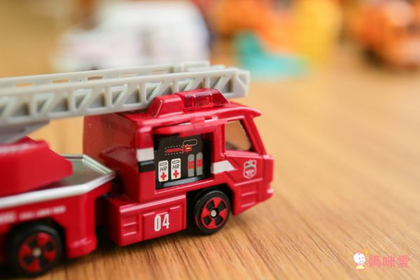 樂彩森林 - 迷你合金車-雲梯車(40)-滑行