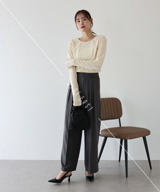 日本 BLUE EAST - 透明感光澤絨面船領長袖上衣-(指孔設計)-咖啡