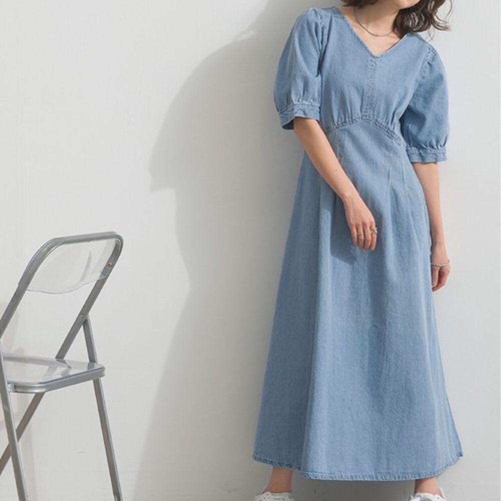 8oz顯瘦V領純棉丹寧澎澎短袖洋裝-水藍