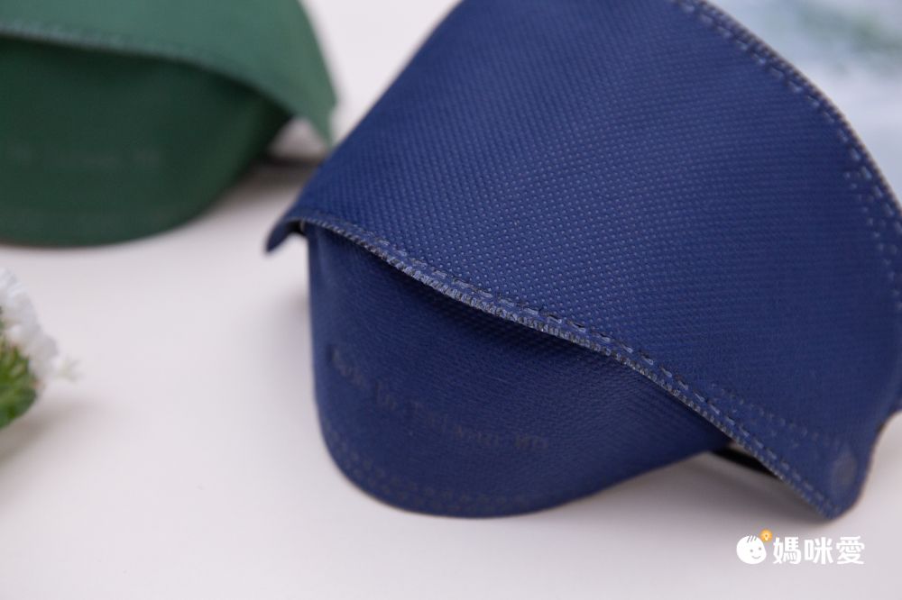 令和 Linghe - 成人醫療級韓式KF94立體口罩/雙鋼印/台灣製-4D魚形/3D韓版-午夜藍 (20.5x8.2±0.5cm)-10入/盒(未滅菌)