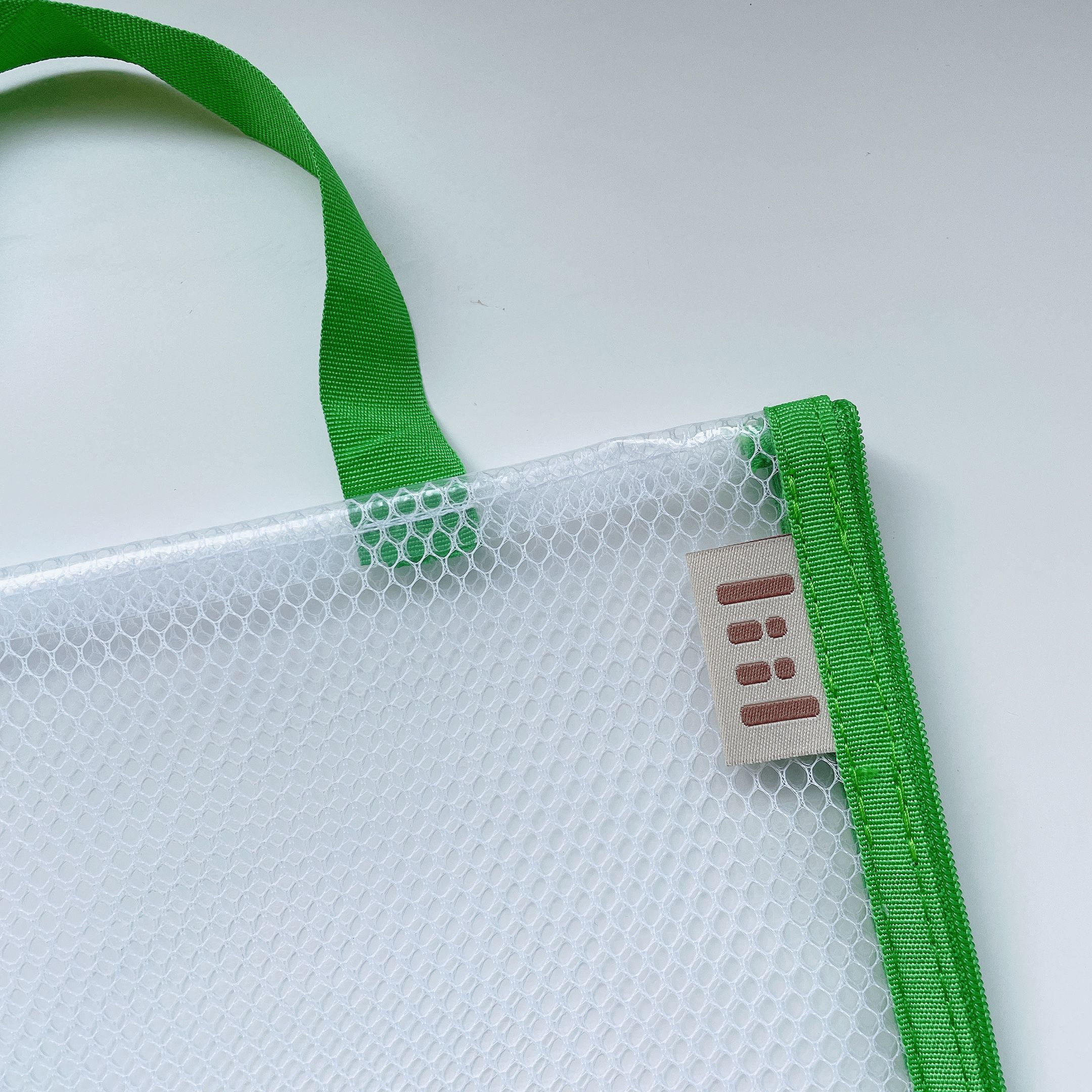 理理 liil - 六角網格提把功課袋-草莓粉 (高34*寬25/提把長10cm)