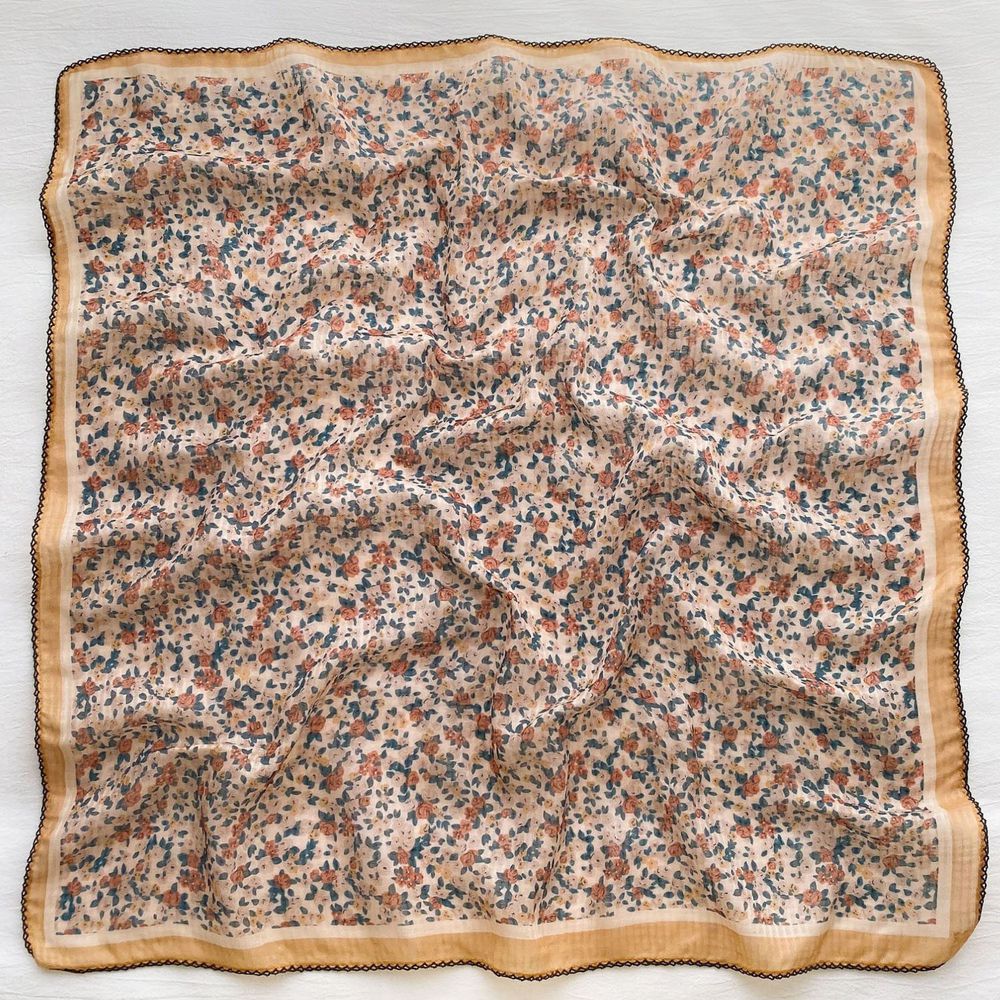 法式棉麻披肩方巾-玫瑰花-米色 (90x90cm)