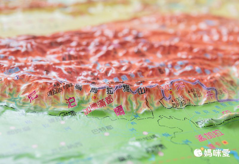 中國地形立體地圖-立體圖 (39.3 x 54.5 cm)