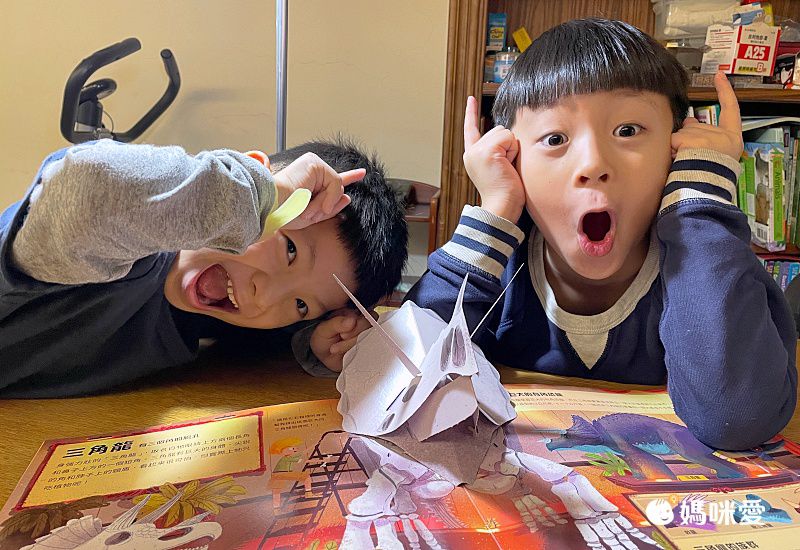 打造你的恐龍博物館（內含5組史前恐龍立體模型）