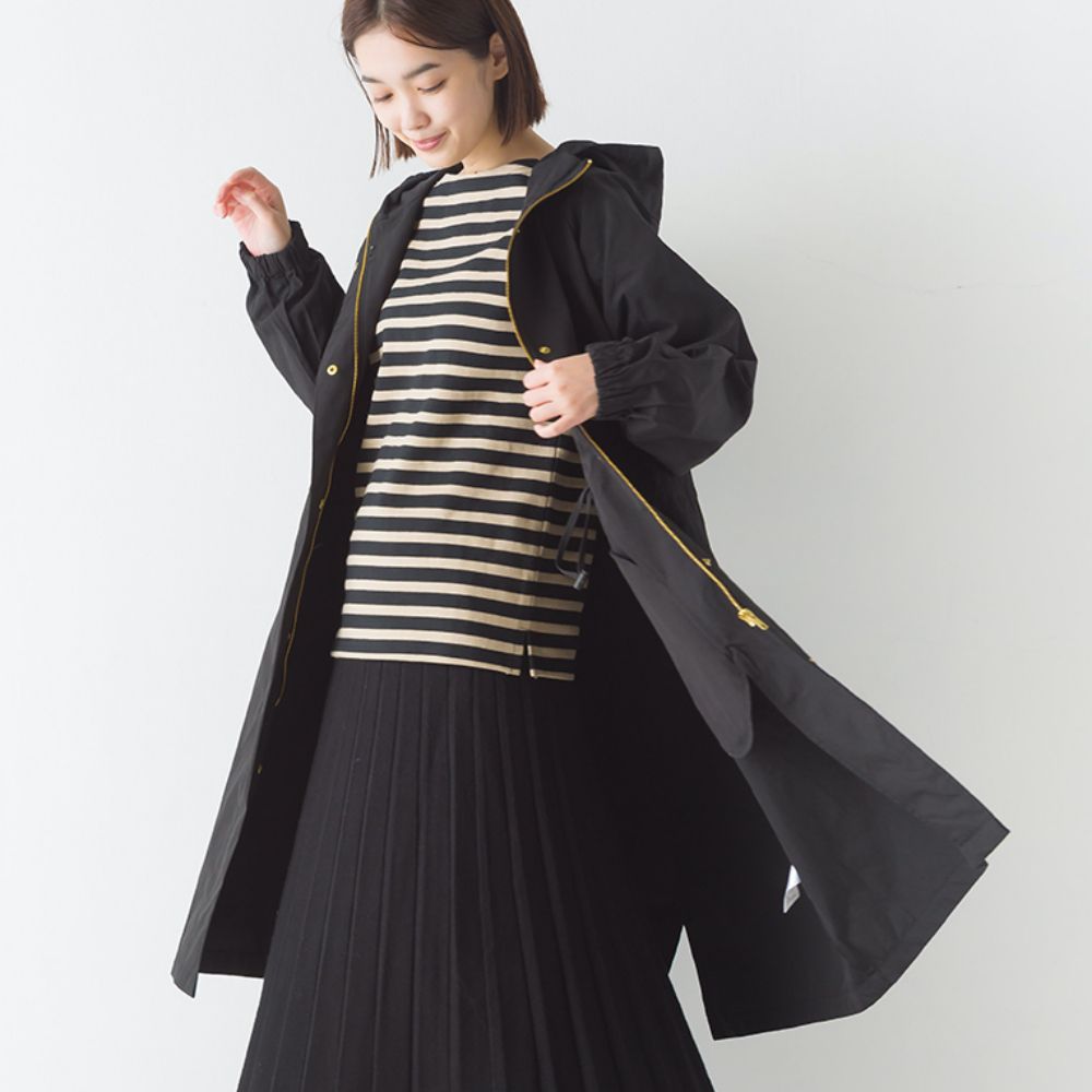 日本 OMNES - [撥水加工] 輕量連帽長版風衣-時尚黑