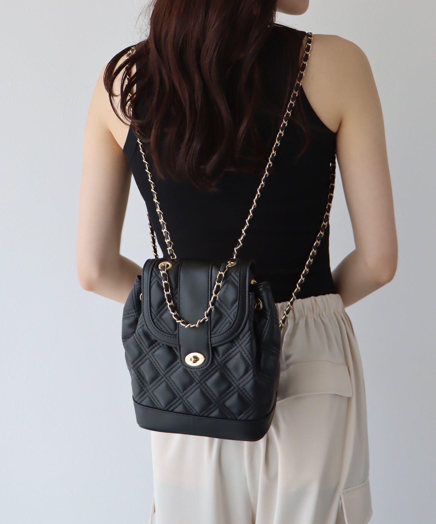 日本 BLUE EAST - 2WAY時尚金屬鍊後背小包-銀