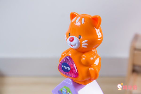 化身飛行員探索世界【Vtech】聲光探索地球儀