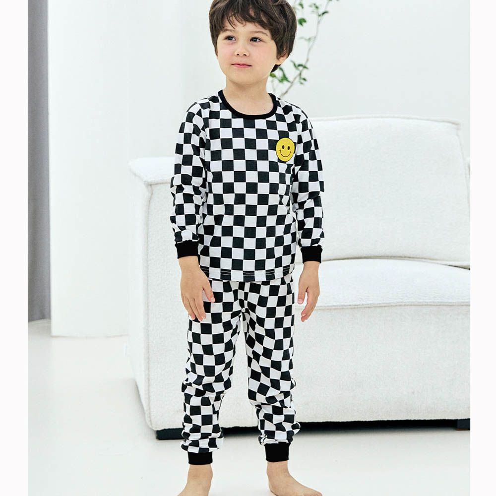 細緻柔棉薄長袖家居服-棋盤格笑臉-黑X白