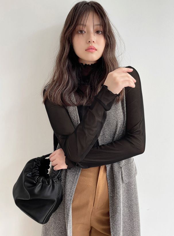 日本 GRL - 聯名款 透膚捲邊長袖內搭/上衣-開心果綠