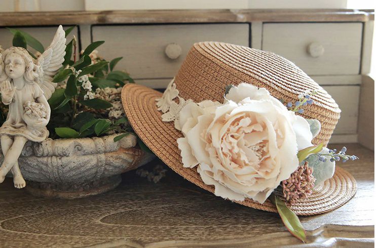 韓國 PuellaFLO - 華麗花朵鏤空花圈草帽-米白色花