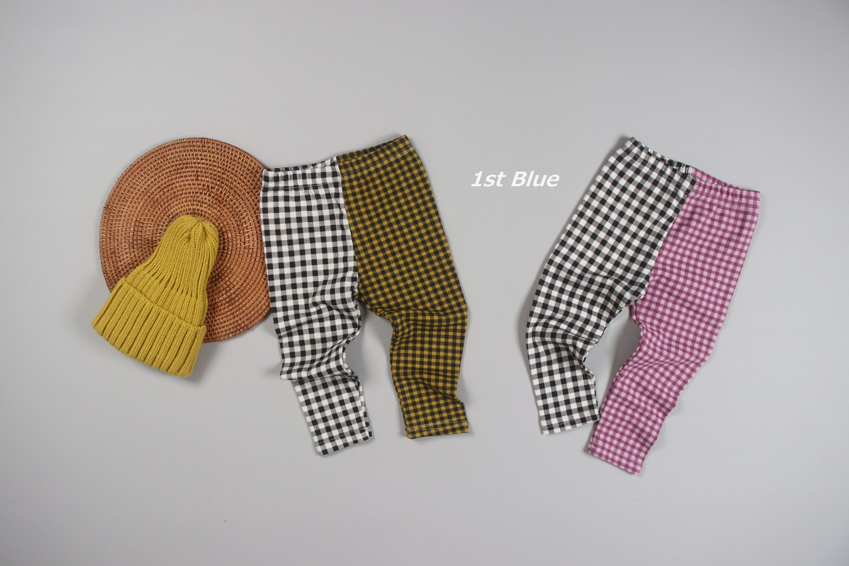 韓國 First Blue - (剩11號)不對稱格紋設計內搭褲-粉紅