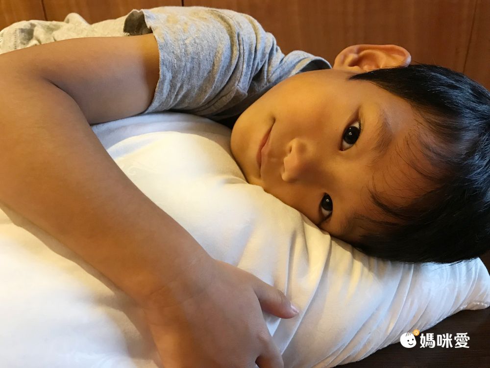 清除腸病毒濕紙巾 | 清潔嬰幼兒肌膚，溫和不刺激