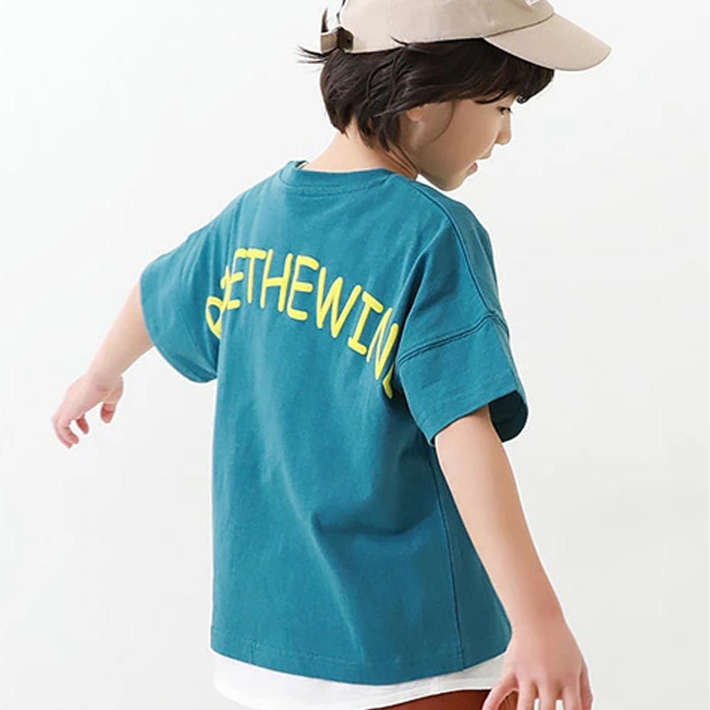 日本 devirock - 背後標語印花落肩短袖上衣-藍綠底黃字