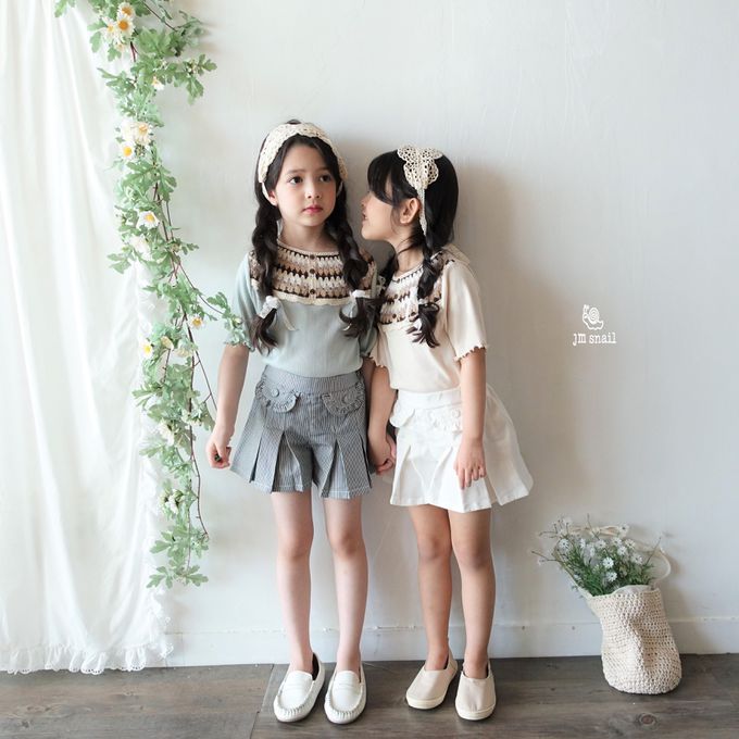 韓國 Jmsnail - 胸前針織花邊裝飾短袖上衣-米白