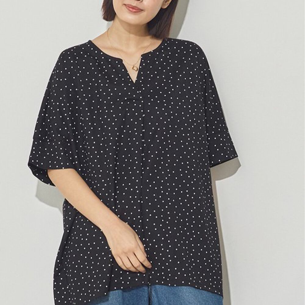 接觸涼感 鑰匙領五分袖上衣-圓點-黑