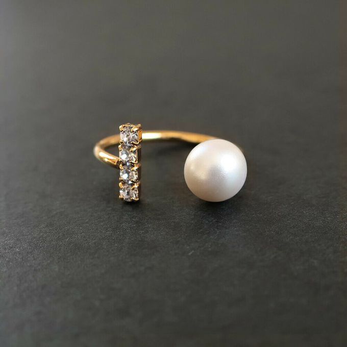 日本 Melody Accessory - [樂天No.1]高雅質感珍珠擁抱戒指-水鑽