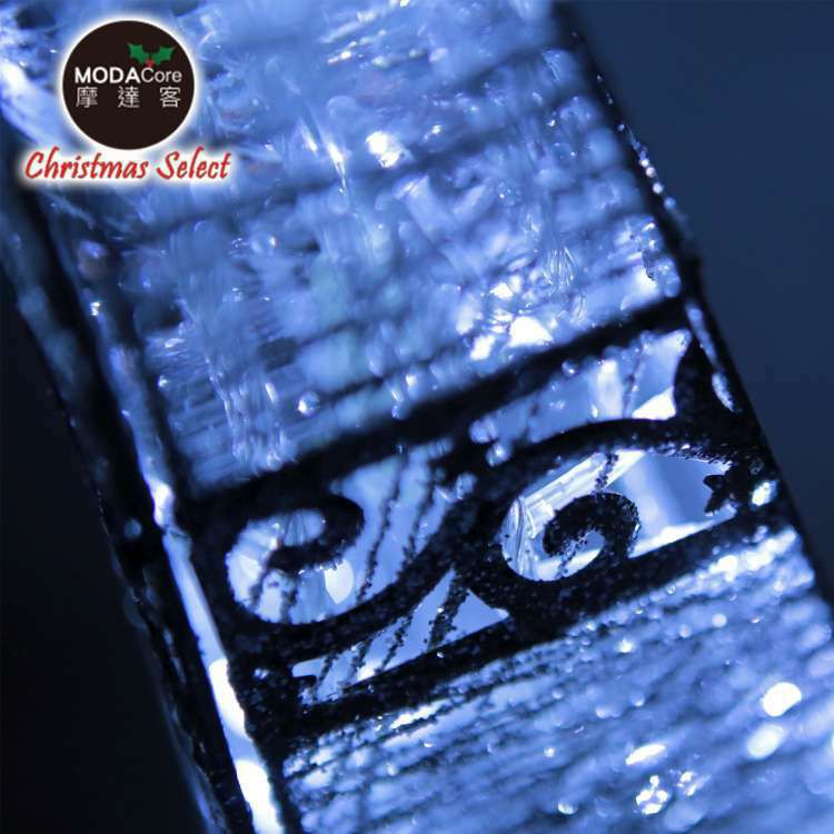 MODACore 摩達客 - 耶誕-180cm復古歐式聖誕裝飾四角樹塔(銀色系)+LED100燈白光插電式燈串(附控制器_中落地型_本島免運費