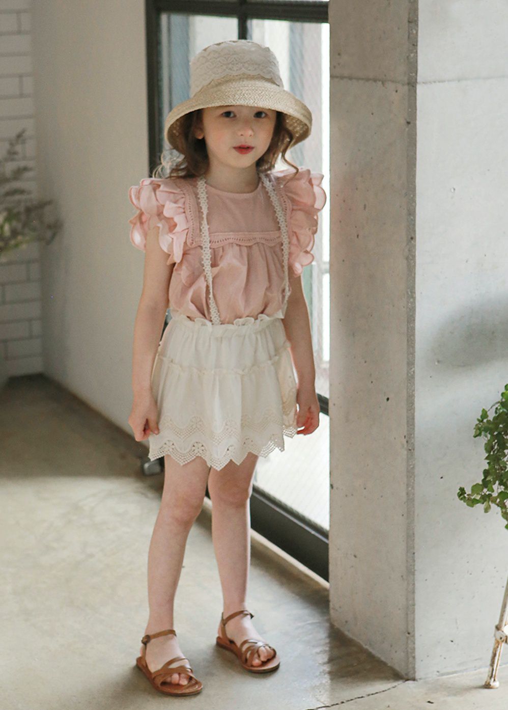 韓國 PuellaFLO - 蝴蝶狀荷葉袖上衣-藕粉